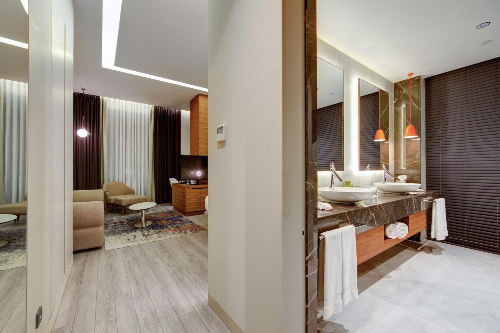 Hotel Doubletree By Hilton Adana Zewnętrze zdjęcie